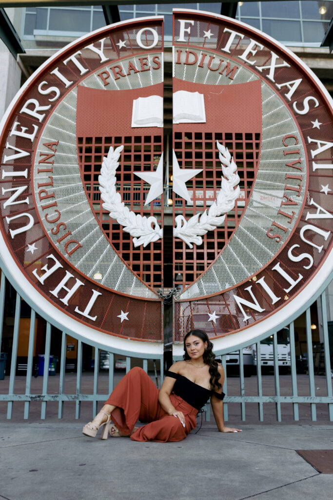 University of Texas at Austin senior photo | UT Senior Portraits