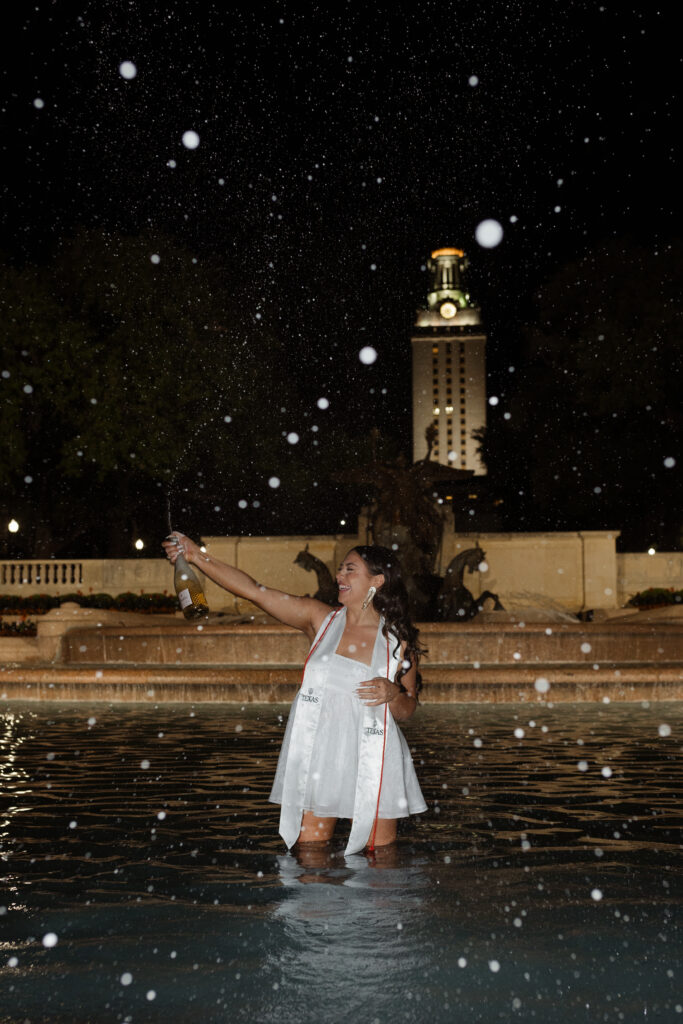 University of Texas at Austin senior photo | UT Senior Portraits